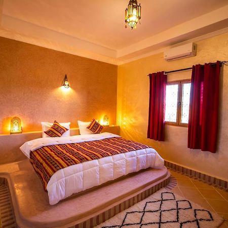 Riad Les Jardins De เมอร์ซูกา ภายนอก รูปภาพ