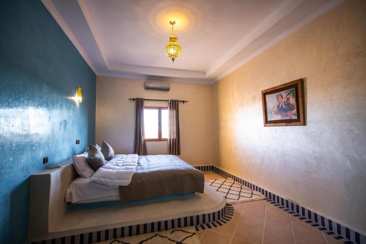 Riad Les Jardins De เมอร์ซูกา ภายนอก รูปภาพ