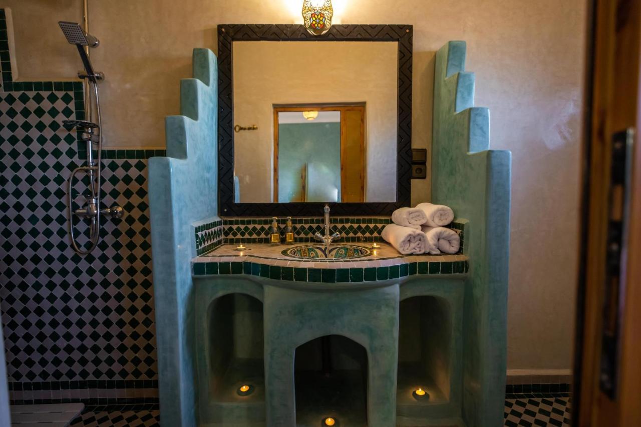 Riad Les Jardins De เมอร์ซูกา ภายนอก รูปภาพ