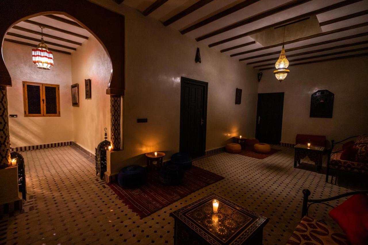 Riad Les Jardins De เมอร์ซูกา ภายนอก รูปภาพ
