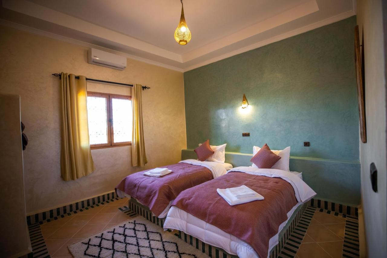 Riad Les Jardins De เมอร์ซูกา ภายนอก รูปภาพ