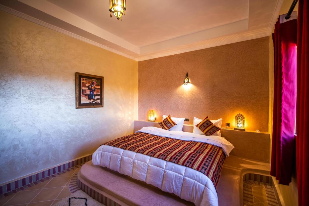 Riad Les Jardins De เมอร์ซูกา ภายนอก รูปภาพ
